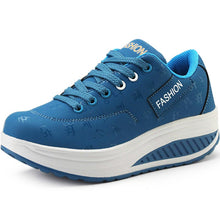 Load image into Gallery viewer, Plus Size Leather Running Shoes Woman Sneakers Women
