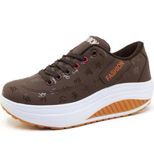 Load image into Gallery viewer, Plus Size Leather Running Shoes Woman Sneakers Women
