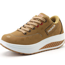 Load image into Gallery viewer, Plus Size Leather Running Shoes Woman Sneakers Women
