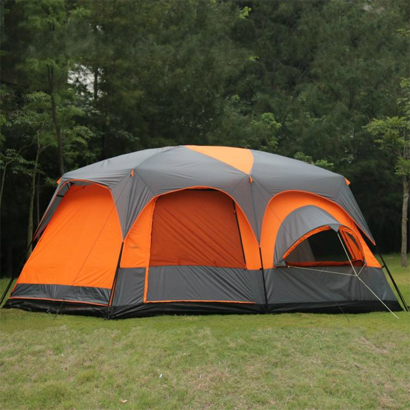 Camping tent with double layer waterproof with super-large sizes of 460 x 305 x 215 cm for up to 8 people in one hall and two bedrooms