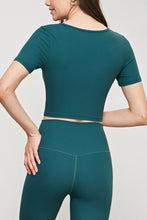 Load image into Gallery viewer, Round Neck Short Sleeve Cropped Sports Top

